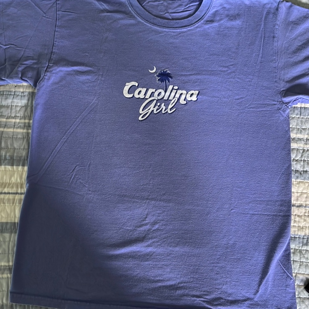 Graphic Tee. Carolina Girl, (back) Sweeter than Sweet Tea! Color Lavender. Lrg